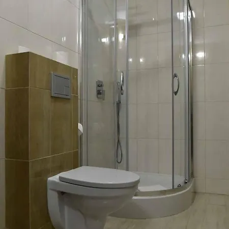 Anna Maria Kwatera prywatna *